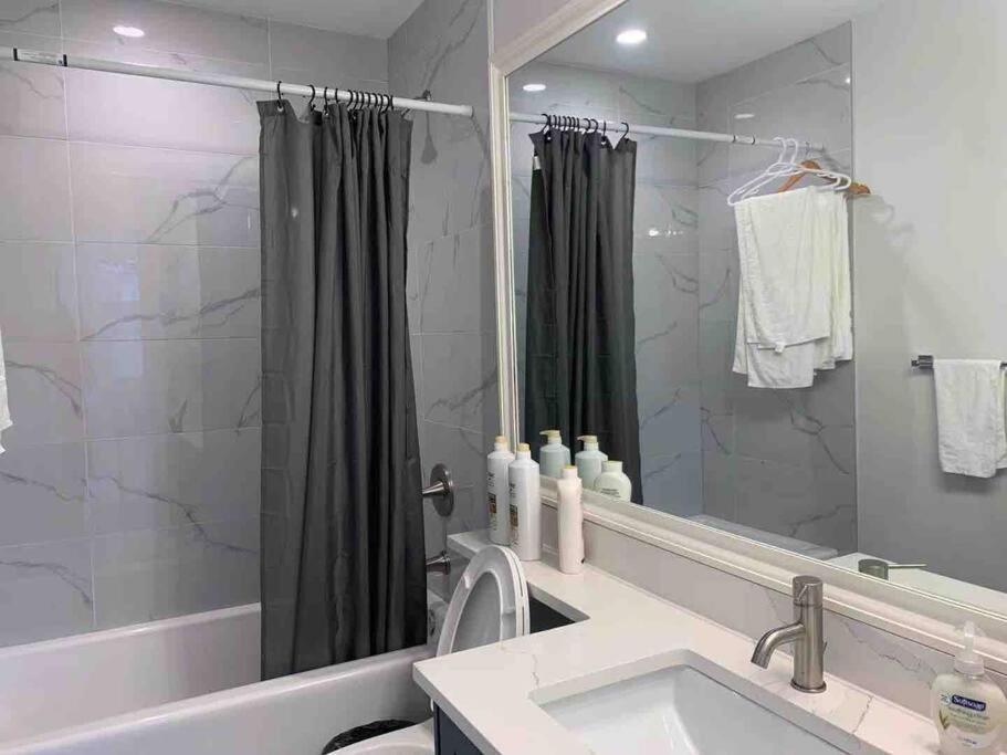 Brand New Constructed 1-Bedroom Townhouse ダンカン エクステリア 写真